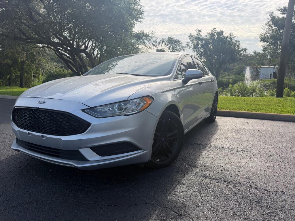 2018 Ford Fusion SE FWD's photo